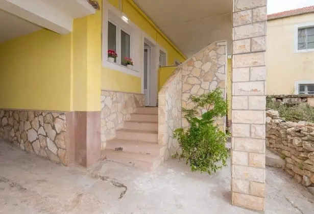 Apart Daire (Teresa - great location & parking - A)