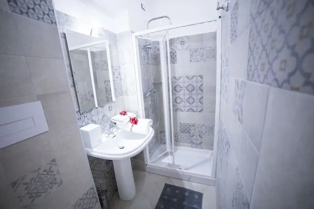 Classic Tek Büyük Yataklı Oda