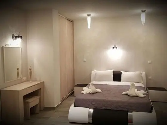 Luxury Tek Büyük Yataklı Oda