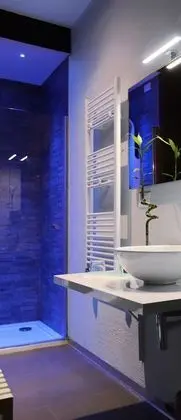 Junior Süit, Özel Banyo, Şehir Manzaralı