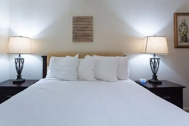 Queen Room with Bay View