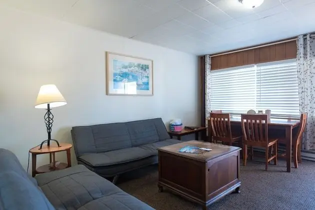 Queen Room with Bay View