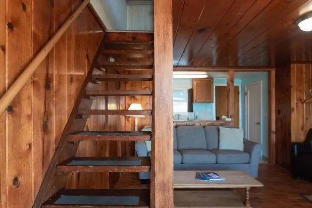Queen Room with Loft and Bay View