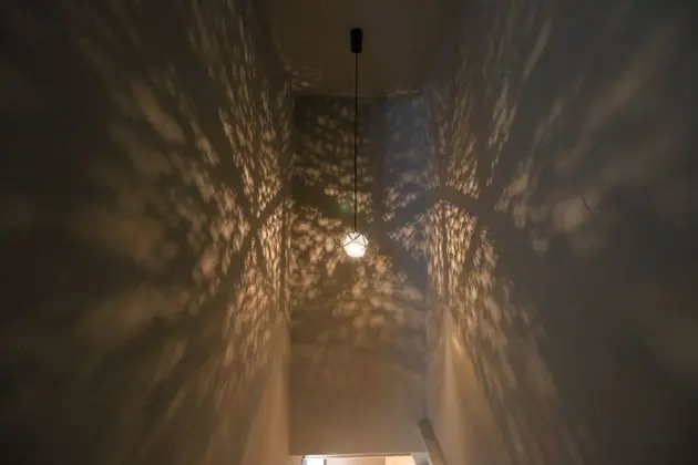 Ev, Bahçe Manzaralı, Avlu