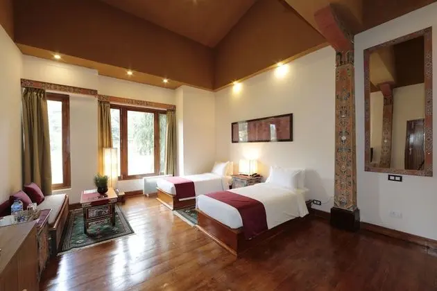 Junior Tek Büyük veya İki Ayrı Yataklı Oda