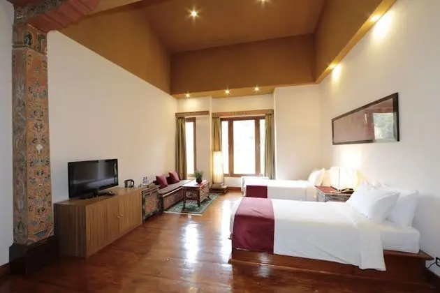 Junior Tek Büyük veya İki Ayrı Yataklı Oda