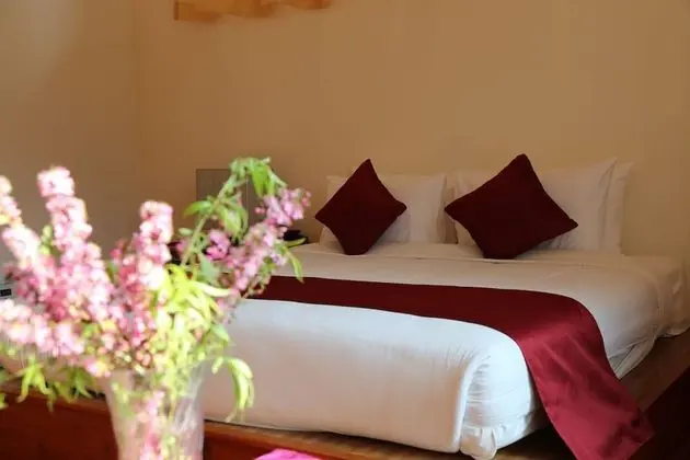 Junior Tek Büyük veya İki Ayrı Yataklı Oda