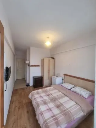 Çift Kişilik, Şehir Manzaralı
