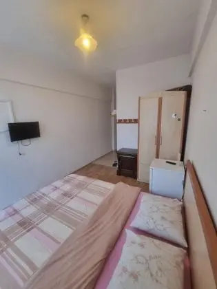 Çift Kişilik, Şehir Manzaralı