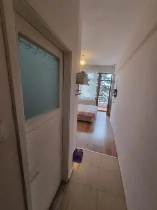 Çift Kişilik, Şehir Manzaralı
