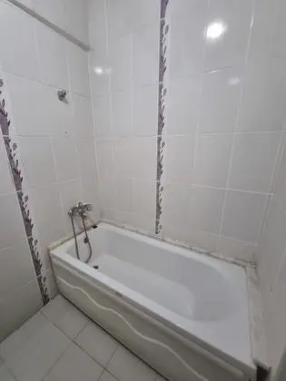 Çift Kişilik, Şehir Manzaralı