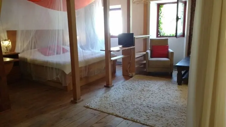 Tek Büyük Yataklı Oda