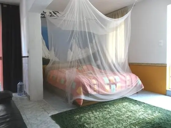 Tek Büyük Yataklı Oda