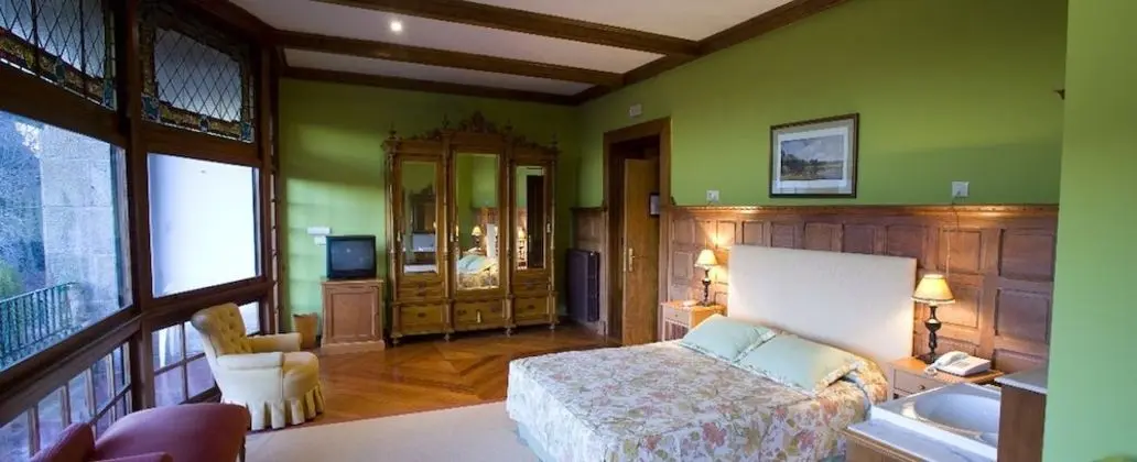 Tek Büyük veya İki Ayrı Yataklı Oda