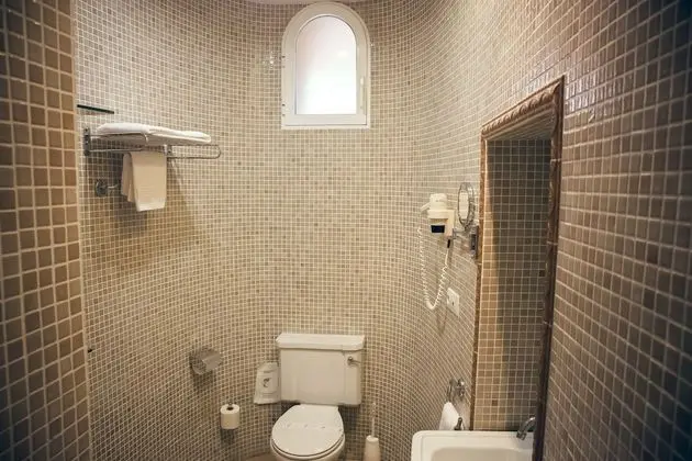 Comfort Büyük Yataklı Tek Kişilik Oda