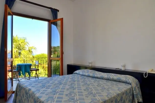 1 Çift Kişilik Veya 2 Tek Kişilik Yatak Sea View