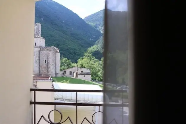 Superior Tek Büyük veya İki Ayrı Yataklı Oda, Balkon, Nehir Manzaralı