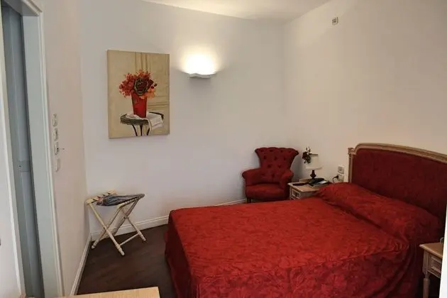 Classic Tek Büyük Yataklı Oda