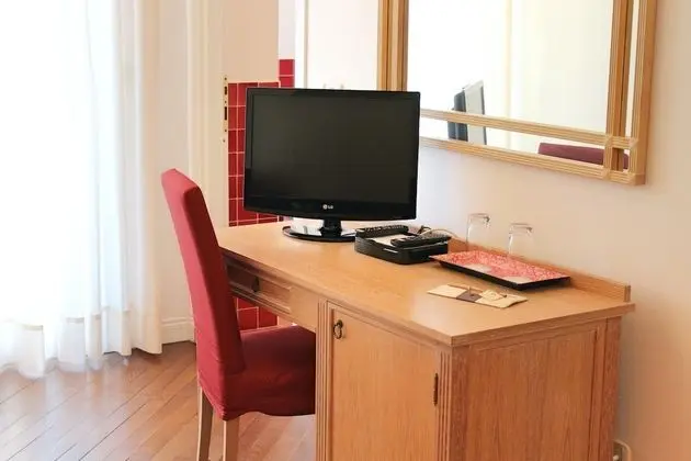 Classic Tek Büyük Yataklı Oda