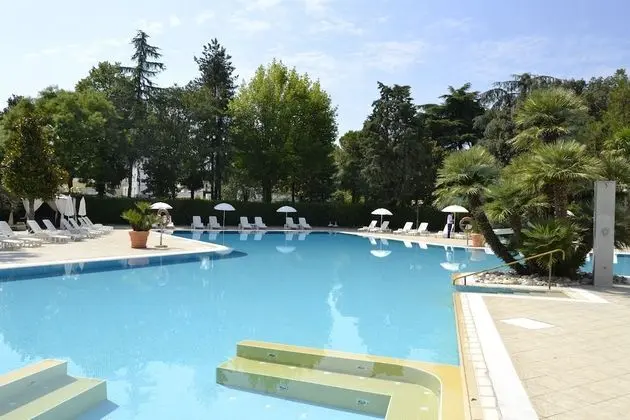 Büyük Yataklı Tek Kişilik Oda (Free spa access)