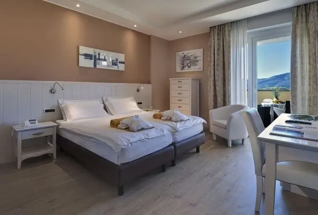 Tek Kişilik Oda, Balkon, Manzaralı