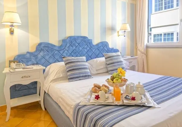 Classic Tek Büyük veya İki Ayrı Yataklı Oda, Deniz Manzaralı