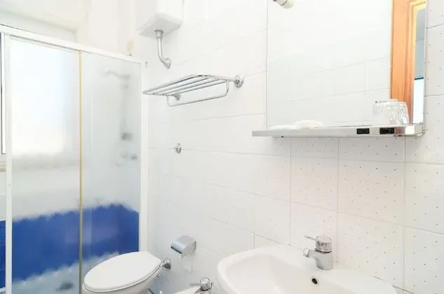 Superior Tek Büyük Yataklı Oda, Balkon, Deniz Manzaralı (Beach Access)