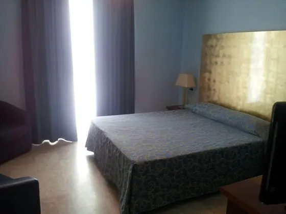 Classic Tek Büyük veya İki Ayrı Yataklı Oda