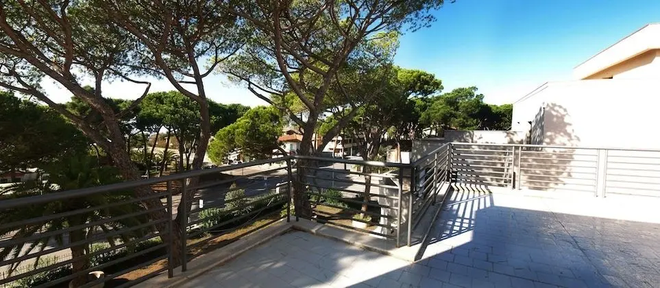 Comfort Tek Büyük veya İki Ayrı Yataklı Oda, Balkon