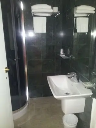 Comfort Tek Büyük veya İki Ayrı Yataklı Oda, Balkon