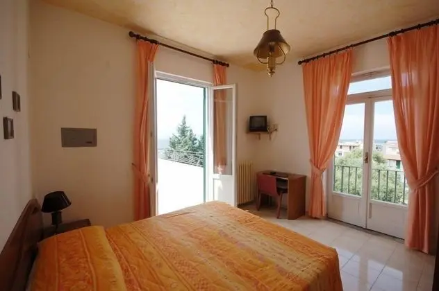 Standard Üç Kişilik Oda