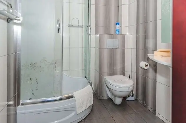 Comfort Tek Büyük Yataklı Oda