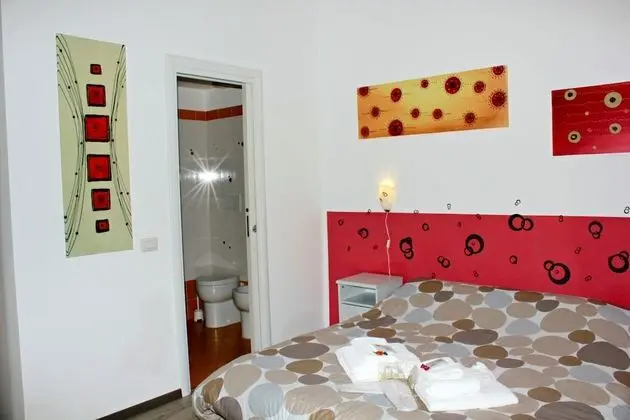 Classic Üç Kişilik Oda, Birden Çok Yatak, Banyolu/Duşlu, Bahçeli