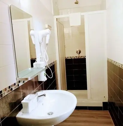 Deluxe Dört Kişilik Oda