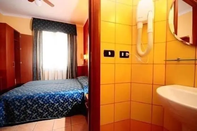 Dört Kişilik Oda, Özel Banyo
