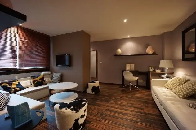 Junior Süit, 1 Çift Kişilik Yatak