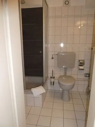 Üç Kişilik Oda