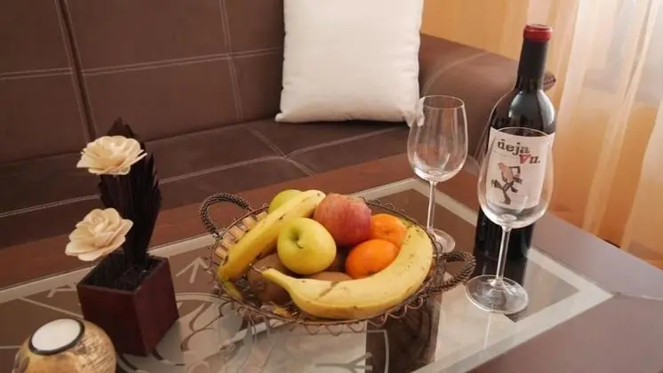 Basic Tek Büyük veya İki Ayrı Yataklı Oda