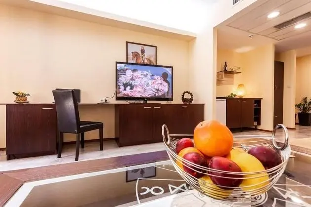 Deluxe Stüdyo Süit