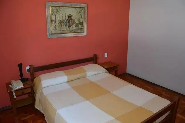 Dört Kişilik Oda, Birden Çok Yatak