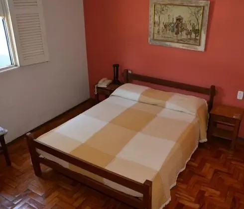 Tek Büyük Yataklı Oda, 1 Çift Kişilik Yatak