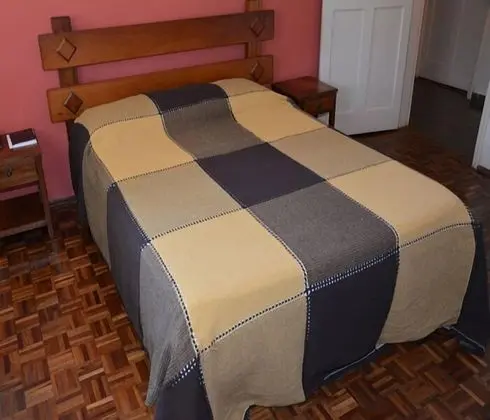 Tek Büyük Yataklı Oda, 1 Çift Kişilik Yatak