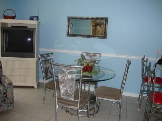 Daire, 1 Yatak Odası, Mutfak (NOT BEACHFRONT- # 307)