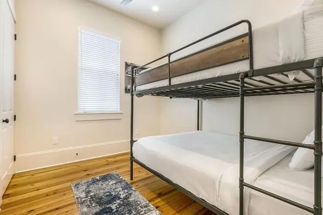 Luxury Daire, 2 Yatak Odası, Balkon, Avlu Manzaralı