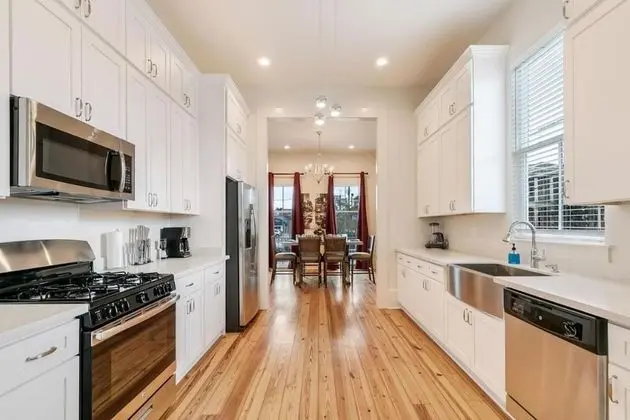 Luxury Daire, 2 Yatak Odası, Balkon, Avlu Manzaralı