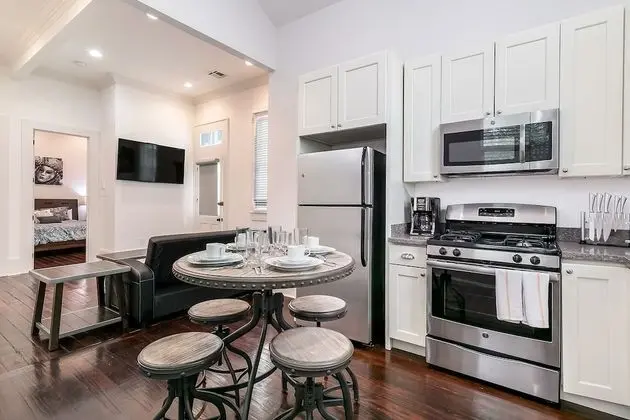 Luxury Daire, 2 Yatak Odası, Havuz Kullanımı, Avlu