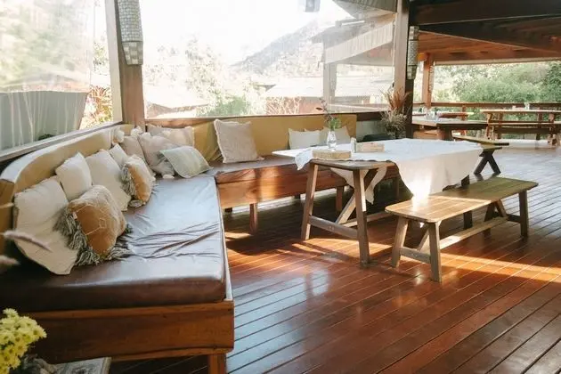Standard Tek Büyük veya İki Ayrı Yataklı Oda, 1 Yatak Odası, Veranda, Bahçe Manzaralı