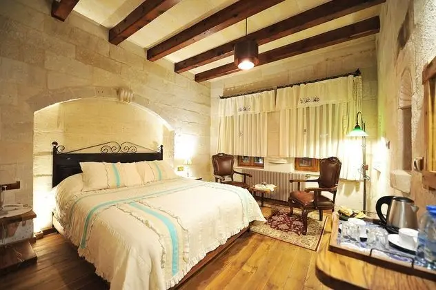 Double Stone Room