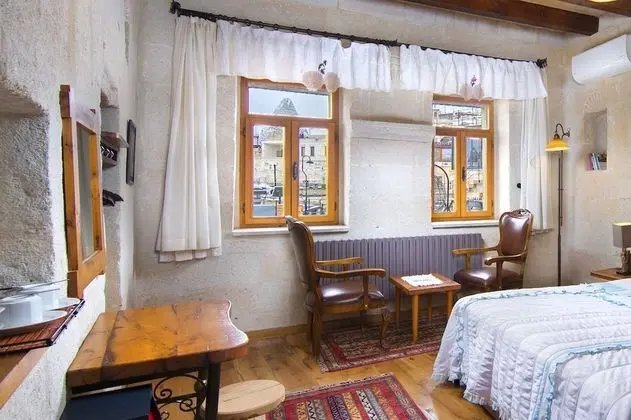 Double Stone Room