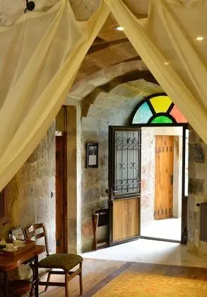 Superior Cave Suite